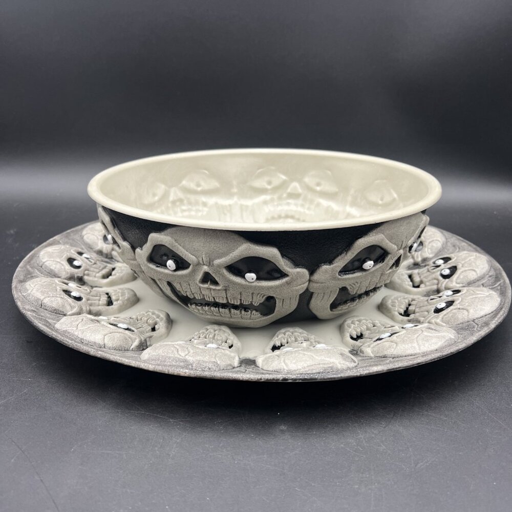 VTG 1990s Halloween Skull Candy Treat Bowl & Platter Tray Easter UnLmtd Skulls - Picture 3 of 12